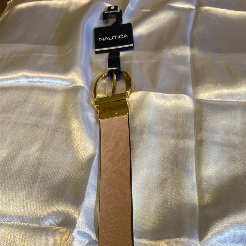 Elegant Tan Leather Belt - Picture 4 of 5